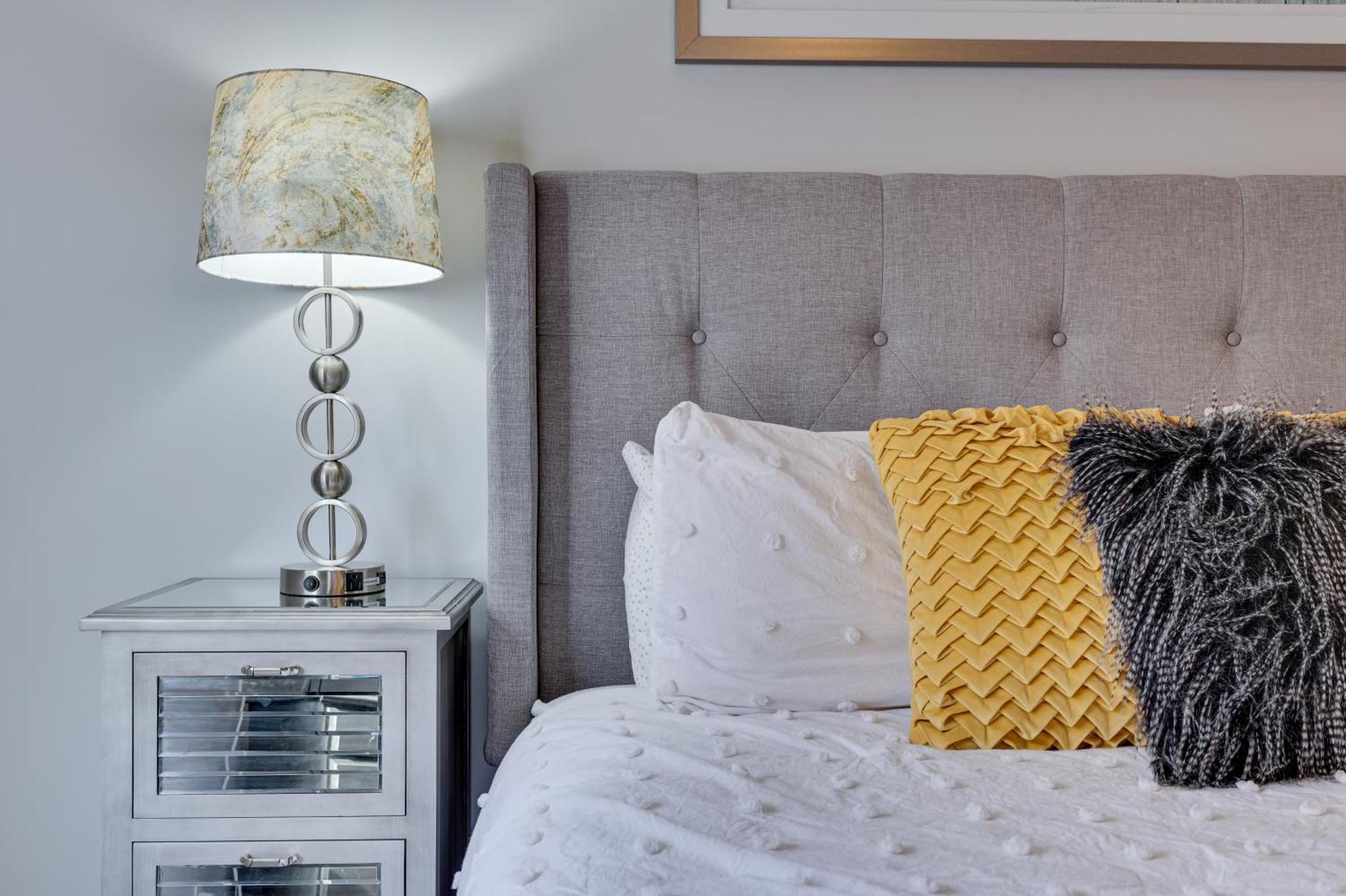 Gogh Themed Home-all Community Amenities Included! *